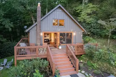 Image de Altitude Adjustment - Mountain Cabin Located on the Eastern Continental Divide! With a Hot Tub!