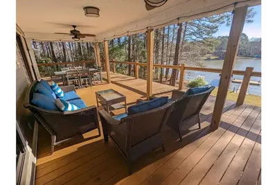 Image de Cedar Lake Retreat