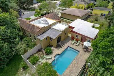 Image de 2x Properties + Pool + Pet Friendly