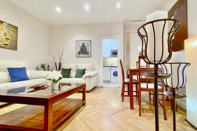 Image de Charming Gran Vía Vi - Appartement confortable au centre de Madrid.