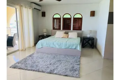 Image de Encanto- 2 Bedroom Beachfront Condo - Simpson Bay!