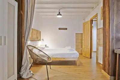 Image de Las Ramblas, comfort in Bcn for 8 persons