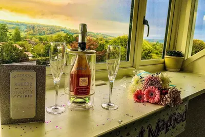 Image de 3 bed private suite, sleeps up to 6, amazing views