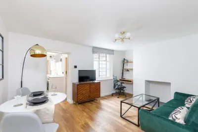 Image de Stylish Boutique Apartment with Patio - 4 mins from Beachfront