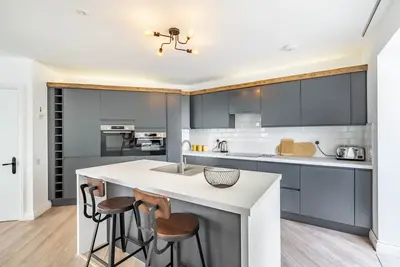 Image de Groom's Cottage - two bedroom property with parking in amazing location!