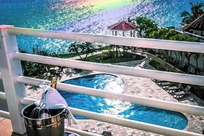 Image de Enjoy Stunning Sunsets Beachside 2 Br/2 Bath Condo