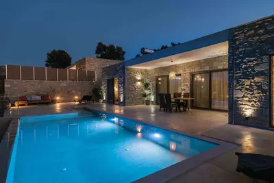 Image de Triades Villas 1, dreamlike natural stone house with saltwater pool, quiet surroundings