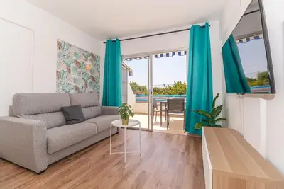 Image de Charming seaside and terasse in Playa paraiso