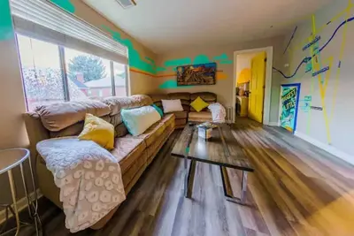 Image de Reno Art Loft, Midtown Unique Gallery Stay