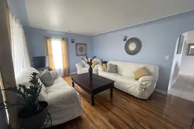 Image de Cheerful 3-bedroom home centrally located