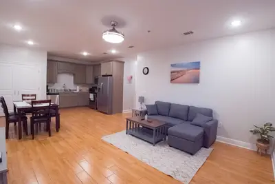 💥❤️Close 2 Waters🔥 | Sleeps 6 W/ W+D