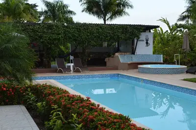 Image de Beautiful country house, private pool, jacuzzi
