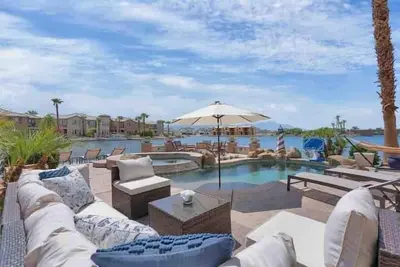 Image de Best Views, beautiful home lots of amenities, next to golf course, casino & rest