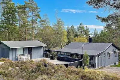 Image de Maison de vacances pour 10 a Halden-By Traum