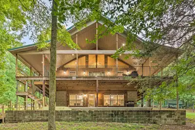 Image de Lakefront Hideaway in Scranton: Spacious Deck