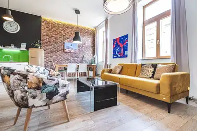 Two bedroom apartment Art
