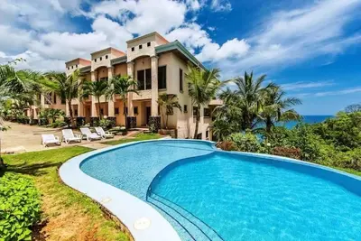 Image de Ocean-Views, Infinity Pools & Private Veranda