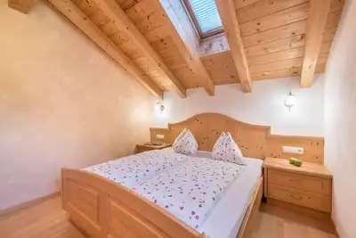 Image de Appartement Ciasa Raut App Valüz avec vue sur les montagnes, jardin & Wi-Fi
