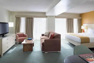 Image de Wonderful Place To Stay! Walk to Kaimana Beach & Saint Augustine by-the-Sea