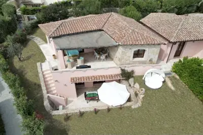 Image de Exclusive with big garden, view on Molara Island, walking distance from the sea