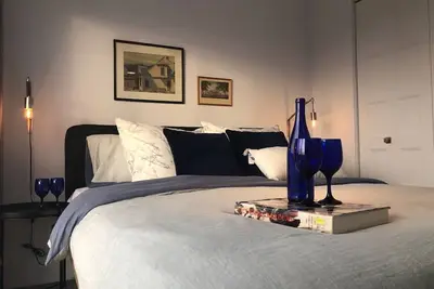 Image de Luxury retreat*brand-new*2 queen beds*gym 24/7