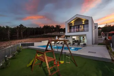 Image de Maison de vacances Novigrad pour 1 - 8 personnes avec 4 chambres à coucher - Maison de vacances