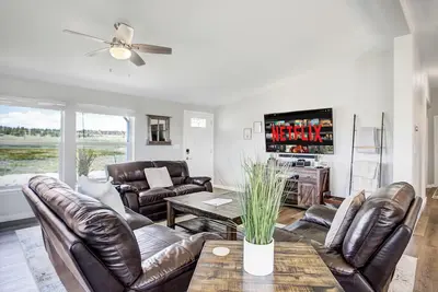 Image de Secluded 40-Acre Fairplay Ranch Cabin w/ Hot Tub & Stunning Views