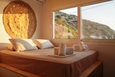 Stegna Sunny beach-up floor