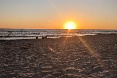Image de Great masterbedroom in socal 15 mins from beach