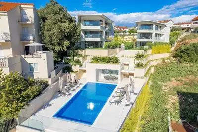 Image de Appartement de 3 chambres en bord de.