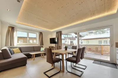 Image de 80 m² Moderne Ferienwohnung mit Balkon, Gratis Badesee, 100 m bis zum Skigebiet