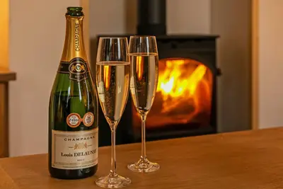 Image de Cottage-Prestige-Salle de bain privée-Vue ville- The Nestle House