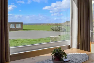 Image de 2 chambres à coucher à Freshwater