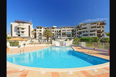Image de Appartement climatisé en première ligne face à la mer.