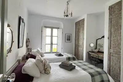 Image de Huge traditional house with central patio in historic village