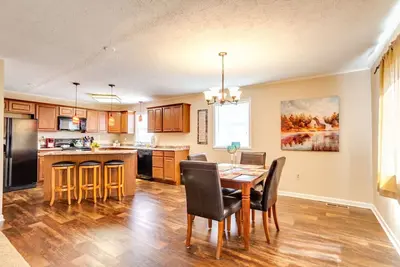 Image de Blissful Bungalow across from Lmu campus