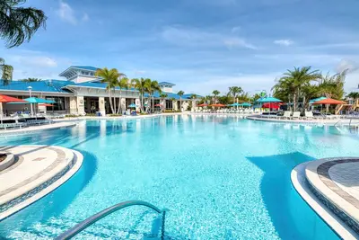 Image de Special Offer! Get up to 20% off Weekly Rental with complementary Pool Heating!