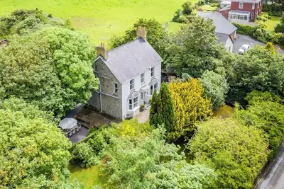 Image de 5 chambres à coucher à Tresaith, near Aberporth