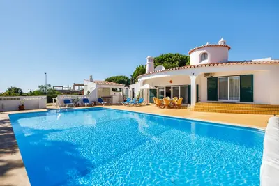 Image de Casa Cúpula - Heated swimming pool, just 700m from golf course & clubhouse