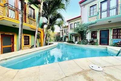 Image de Los Sueños  Stylish Condo