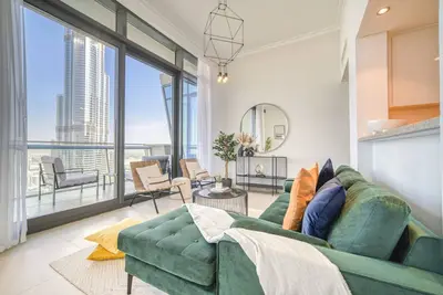 Image de Contemporary Apt with Burj Khalifa View