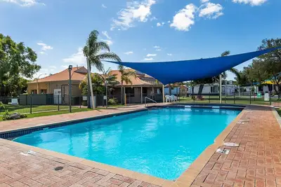 Image de Getaway to Cabin 49- this charming, cute cabin located in the Geographe Holiday Park