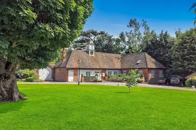 Image de The Coach House  by Bloom Stays -  a holiday let that sleeps 12 guests  in 6 bedrooms