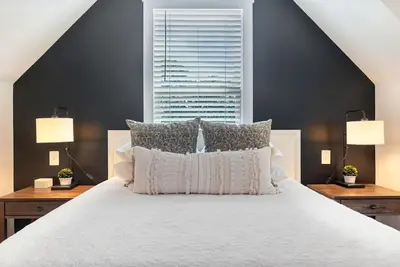 Image de The Nook: a Trendy, Upscale, Getaway