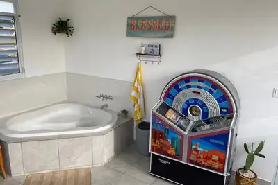 Image de Private Jacuzzi! Start or finish your day refreshed in your own private Jacuzzi!