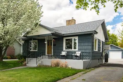 Image de Newly-remodeled historic bungalow in Spokane