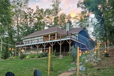Image de Hillside Haven | 3Bedroom Retreat Sleeps 8
