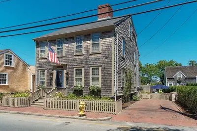 Image de Spacious 5 Br, 4 Ba home, a block fr Harbor, near World Class dining, shopping