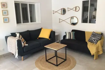 Image de Appartement indépendant avec terrasse au sein d’une maison basque