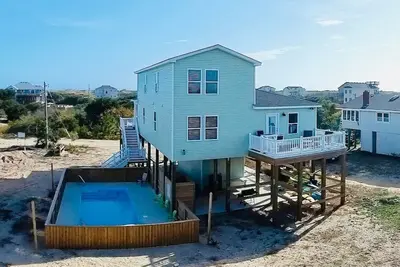 Image de Splash of Lime 4x4 Carova Beach Cottage - Private Pool/Hot Tub